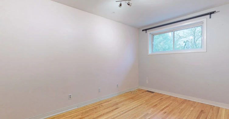 16 Knowles Crescent, Aurora, ON, L4G 1Z7 - 12