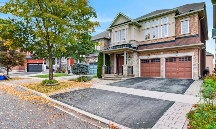 75 Estrella Crescent