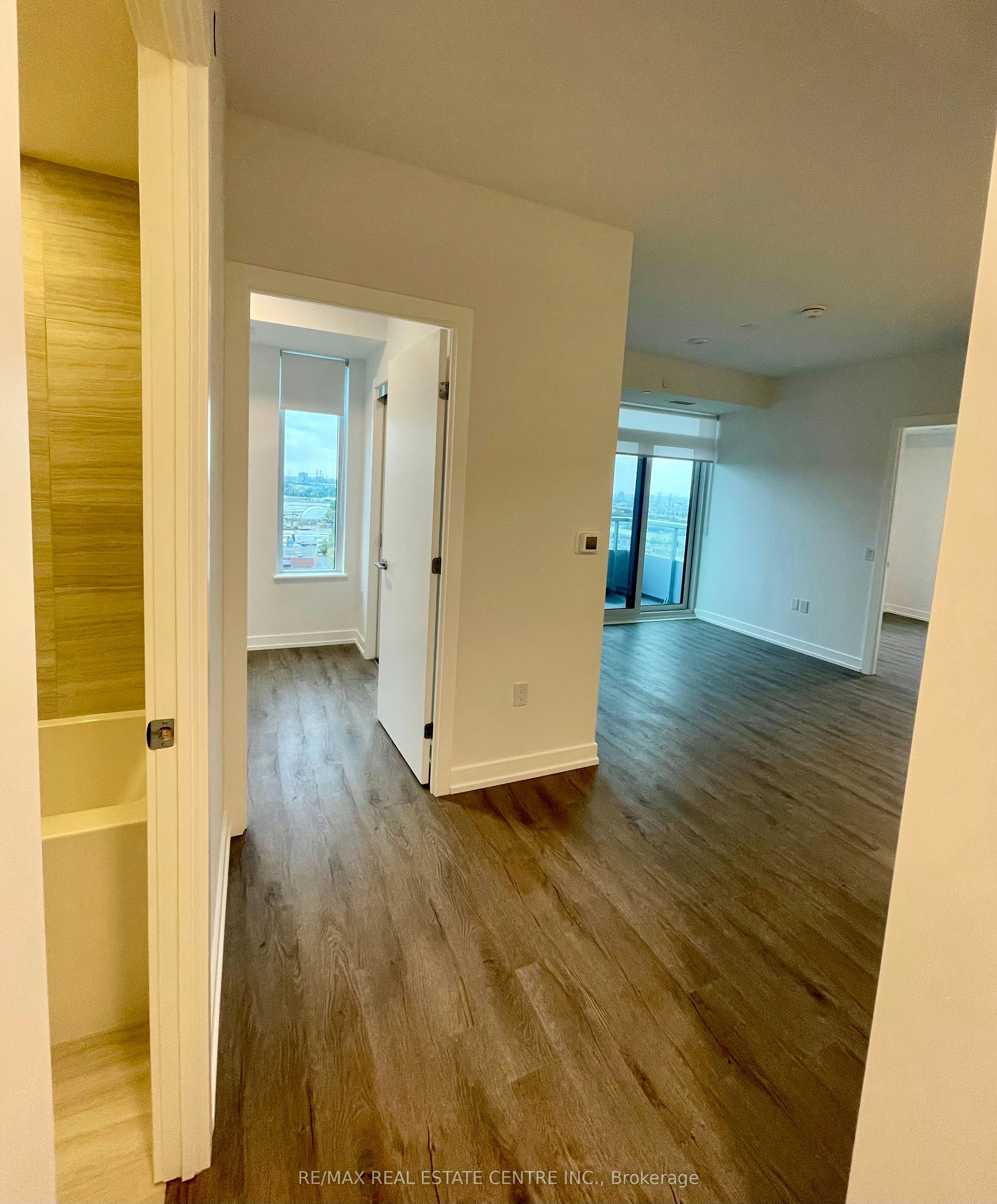 1102-21 Meadowvale Road, Toronto, ON, L4K 0H6 - 15