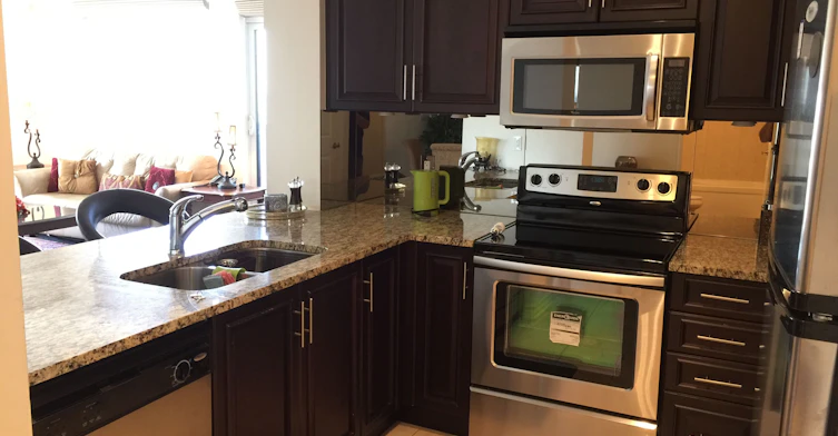 1410-9245 Jane Street, Vaughan, ON, L6A 0J9 - 13