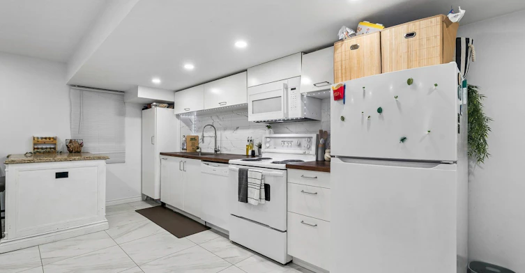 Lower-23 Cyprus Glen N/A, East Gwillimbury, ON, L9N 0S9 - 7