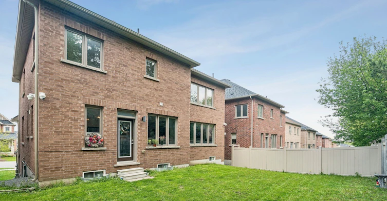 Lower-23 Cyprus Glen N/A, East Gwillimbury, ON, L9N 0S9 - 12