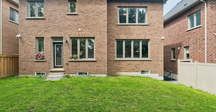 Lower-23 Cyprus Glen N/A, East Gwillimbury, ON, L9N 0S9 - 11
