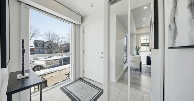 702-48 Coles Avenue, Vaughan, ON, L4L 0J1 - 5