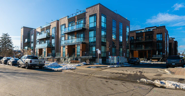 702-48 Coles Avenue, Vaughan, ON, L4L 0J1 - 3