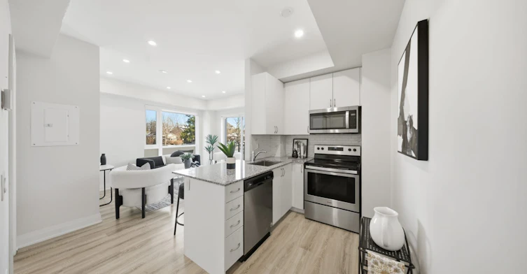 702-48 Coles Avenue, Vaughan, ON, L4L 0J1 - 15