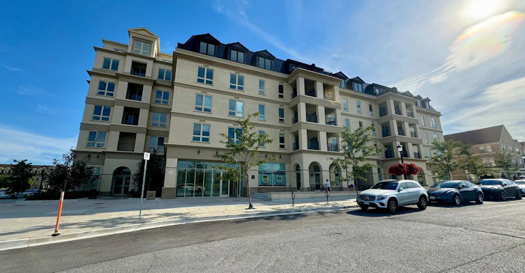 239-101 Cathedral High Street, Markham, ON, L6C 3L8 - 3