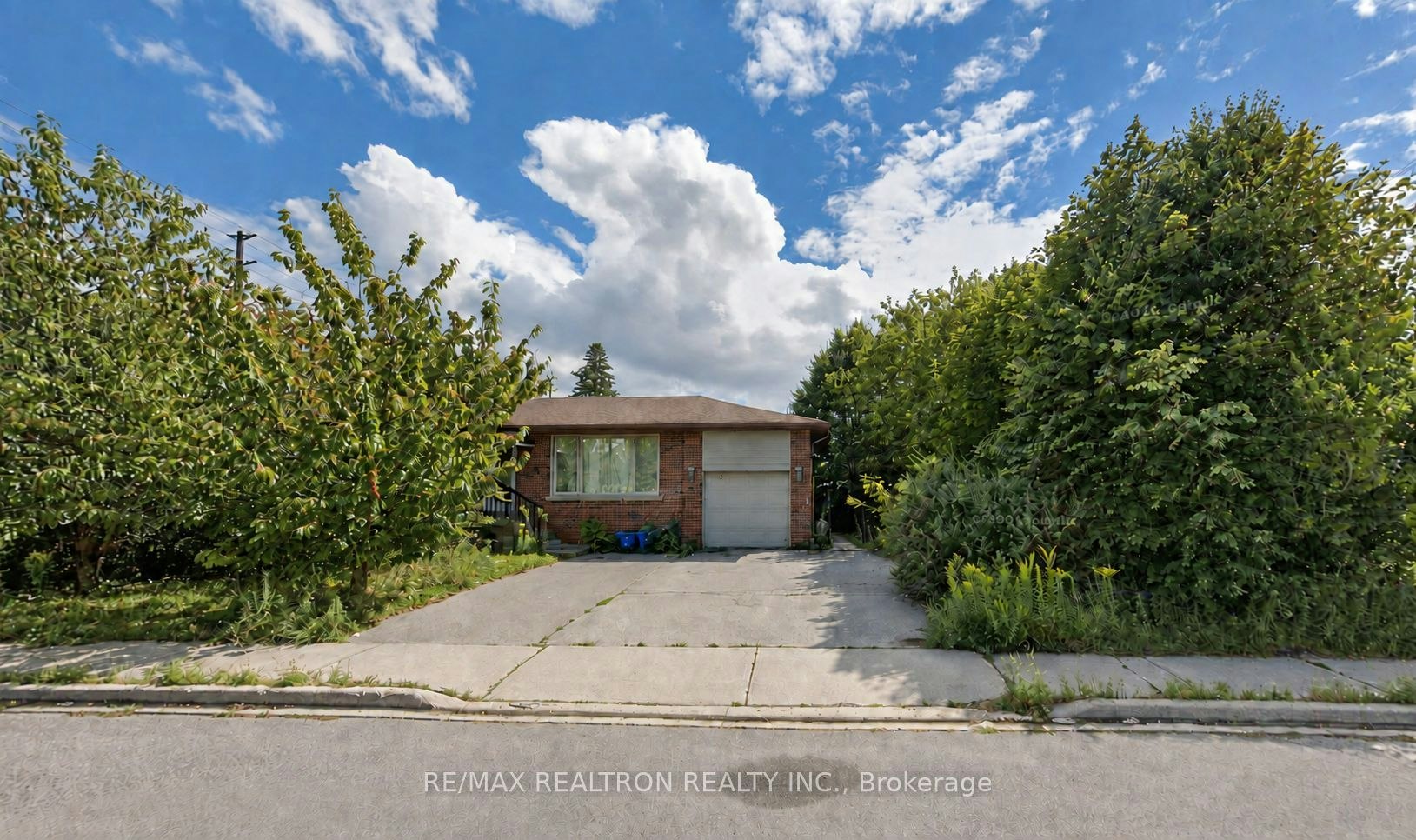 #2Bed BSMNT-468 Windhurst Gate, Richmond Hill, ON, L4C 2V4