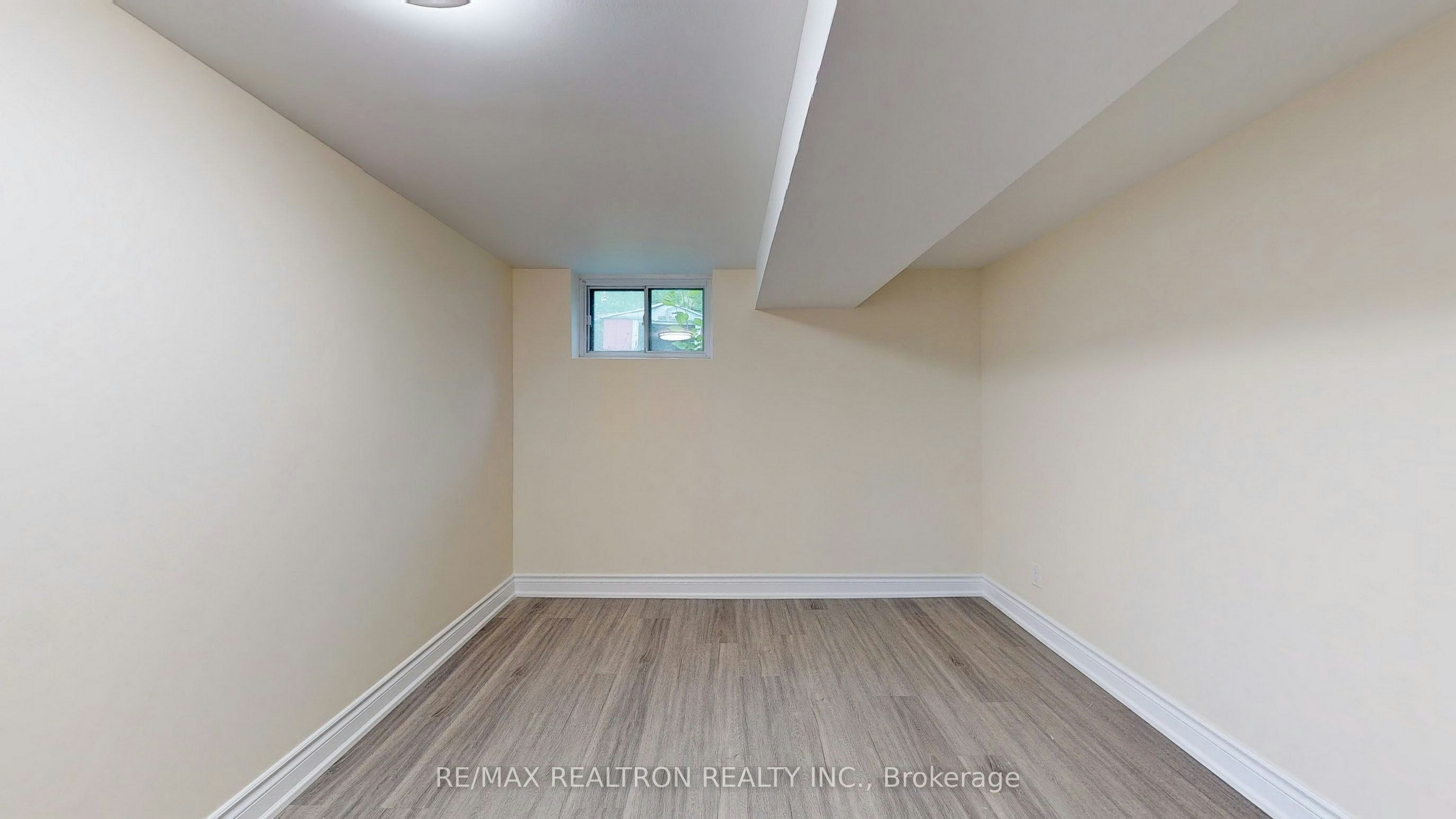 1Bed BSMNT-265 Browndale Crescent, Richmond Hill, ON, L4C 3H9 - 9