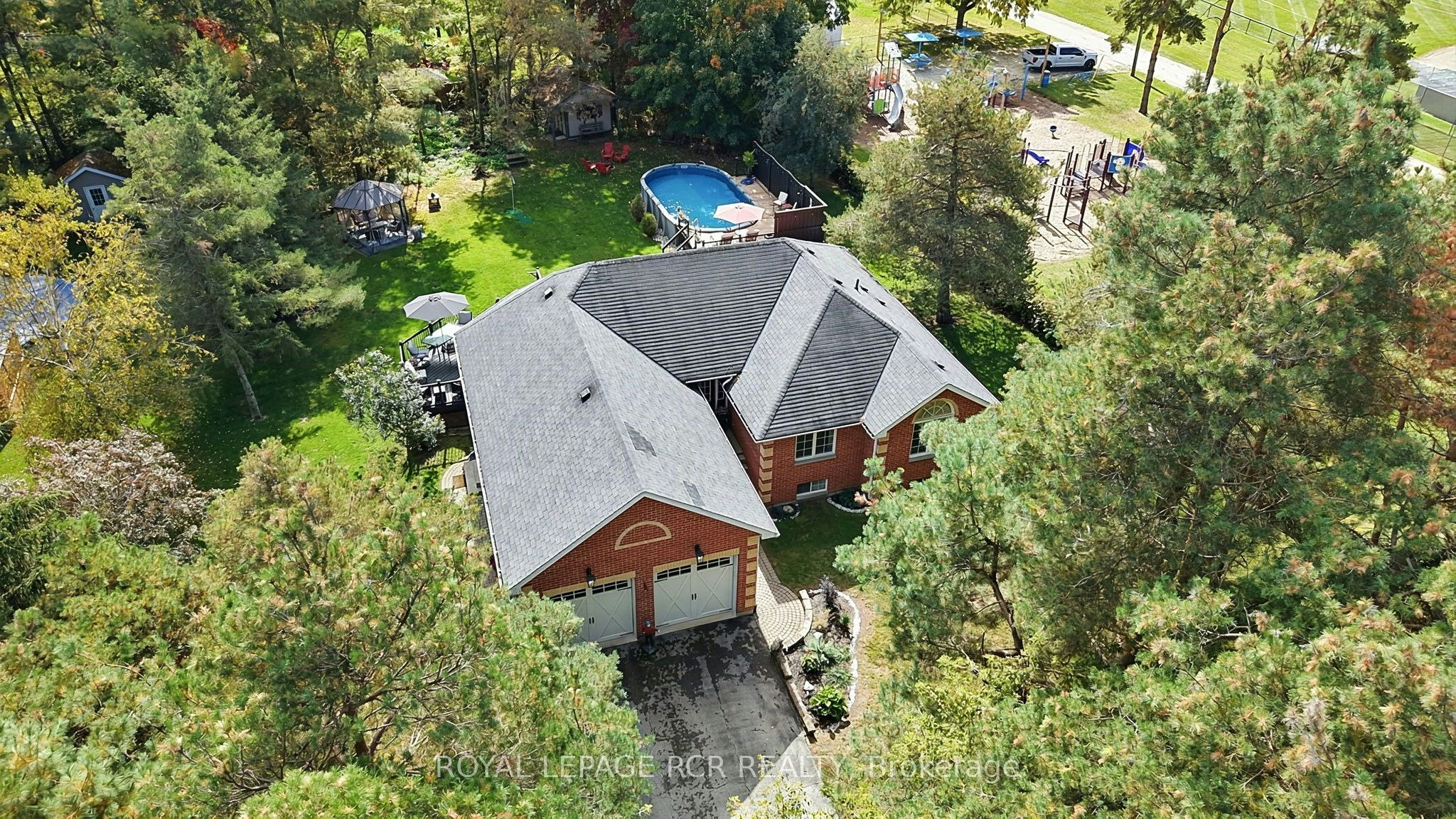 11 Fisher Drive, Adjala-Tosorontio, ON, L0M 1J0
