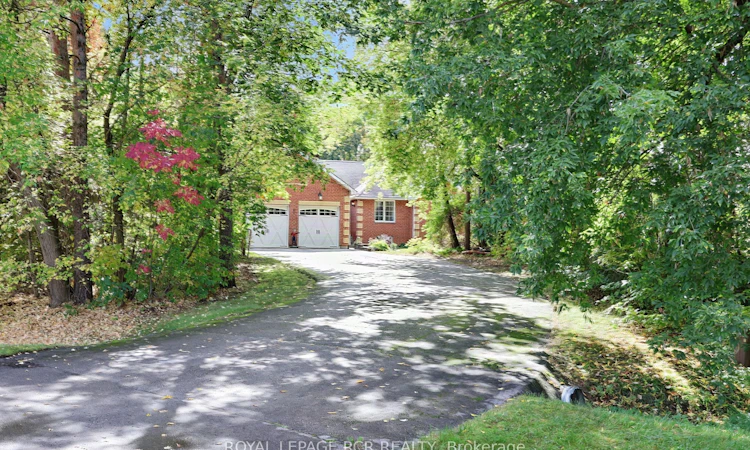 11 Fisher Drive