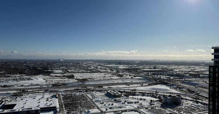 5212-8 Interchange Way, Vaughan, ON, L4K 5Z7 - 13