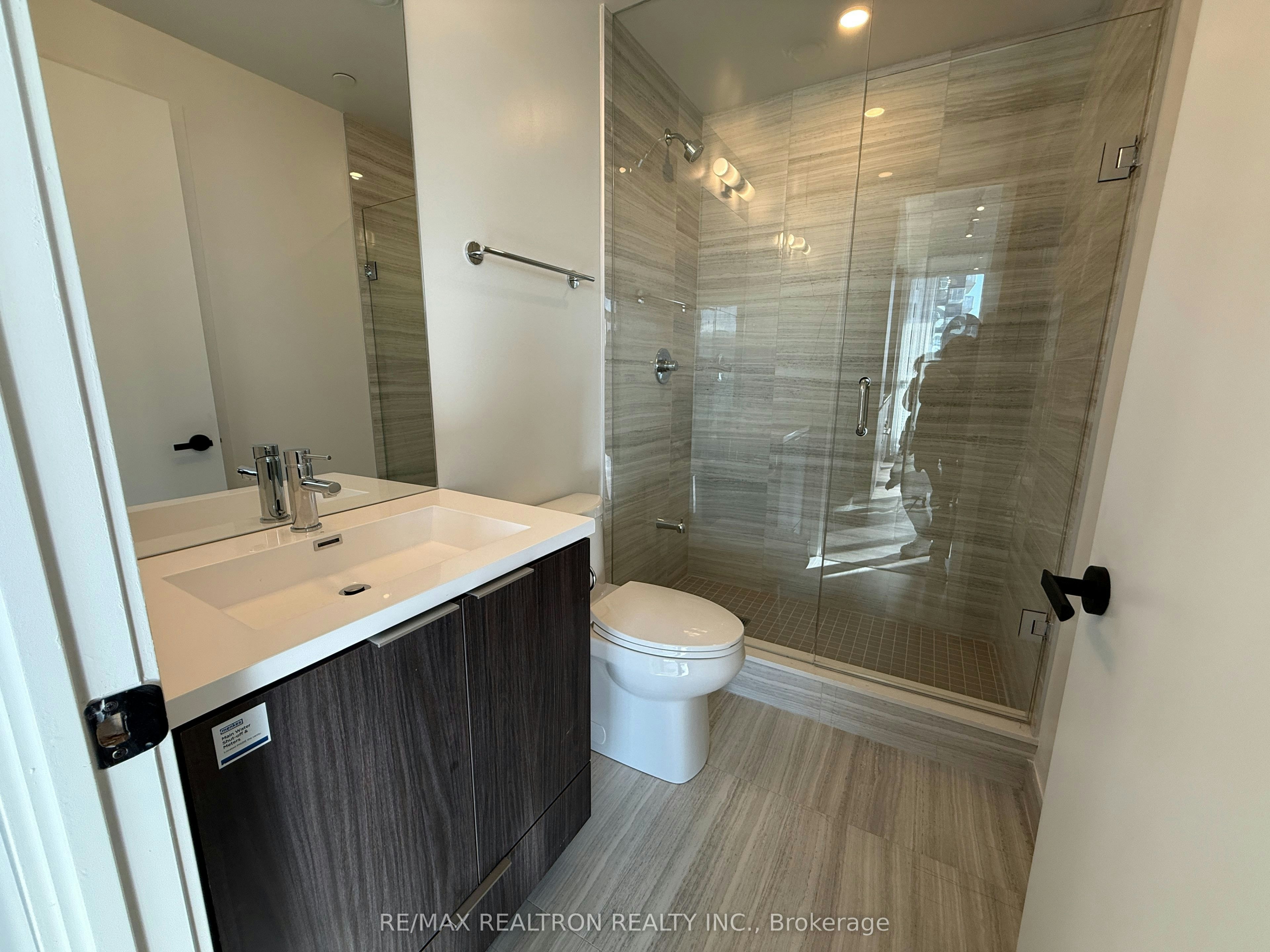 5212-8 Interchange Way, Vaughan, ON, L4K 5Z7 - 12