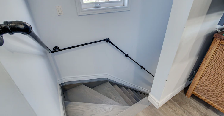 303 Lake Dr East Apt A Drive, Georgina, ON, L0E 1S0 - 2