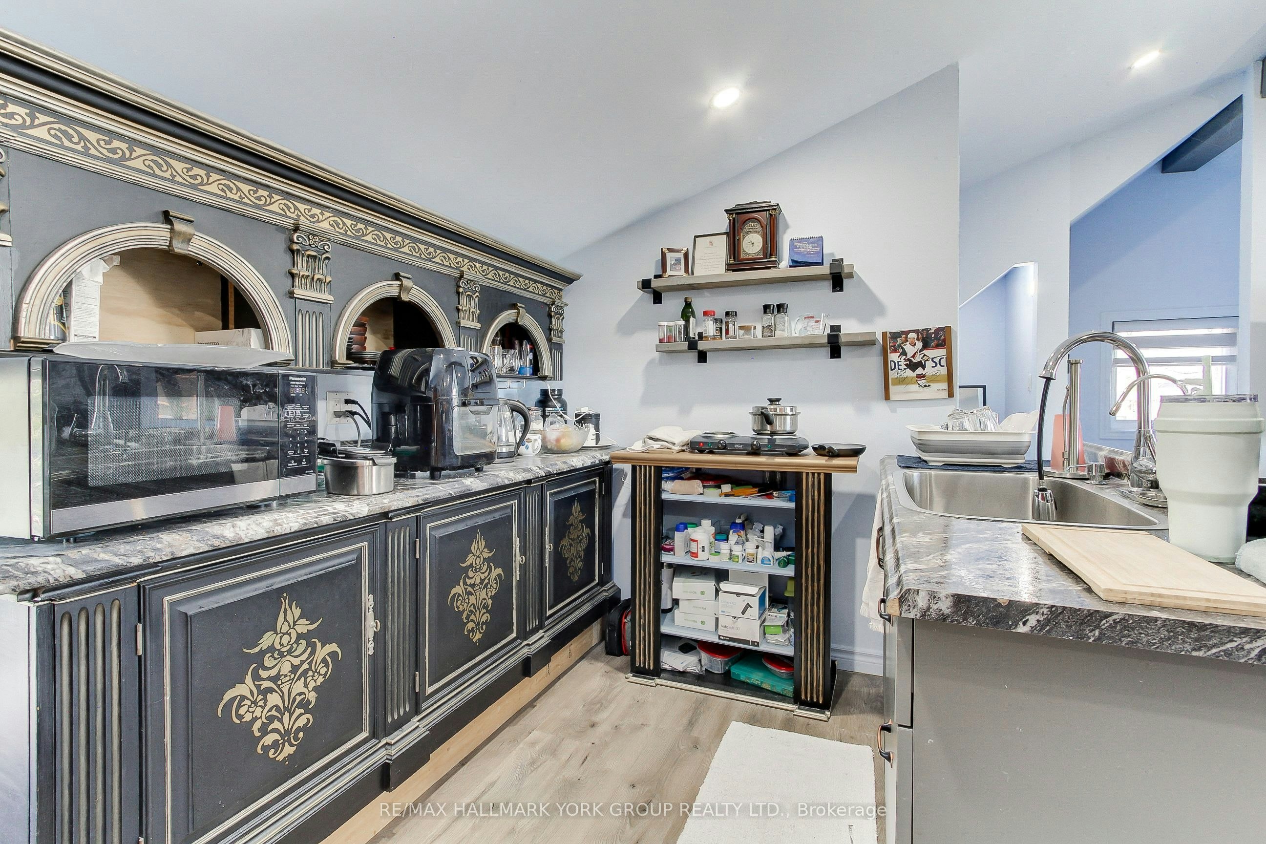 303 Lake Dr East Apt A Drive, Georgina, ON, L0E 1S0 - 6