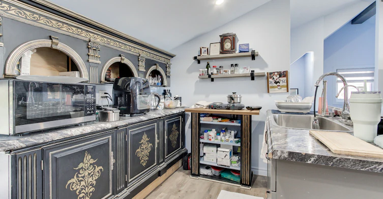 303 Lake Dr East Apt A Drive, Georgina, ON, L0E 1S0 - 6