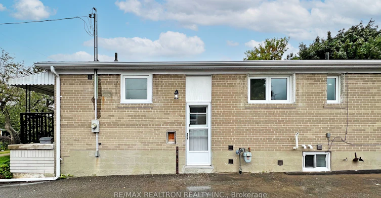 Bachelor Unit #BSMNT-244 Browndale Crescent, Richmond Hill, ON, L4C 3J1 - 3