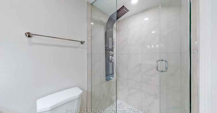 Bachelor Unit #BSMNT-244 Browndale Crescent, Richmond Hill, ON, L4C 3J1 - 10