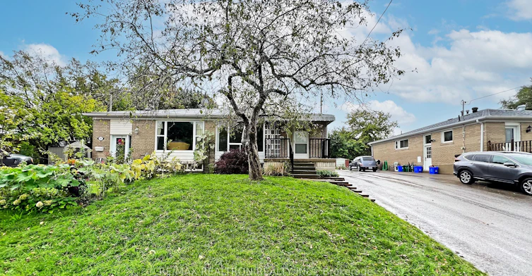 Bachelor Unit #BSMNT-244 Browndale Crescent, Richmond Hill, ON, L4C 3J1