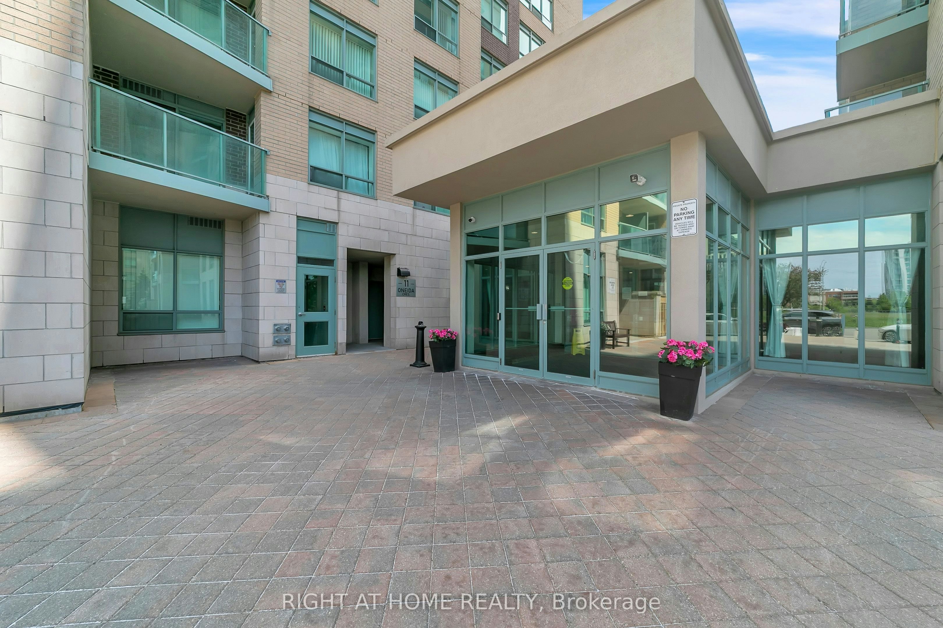 1202-11 Oneida Crescent, Richmond Hill, ON, L4B 0A1 - 6