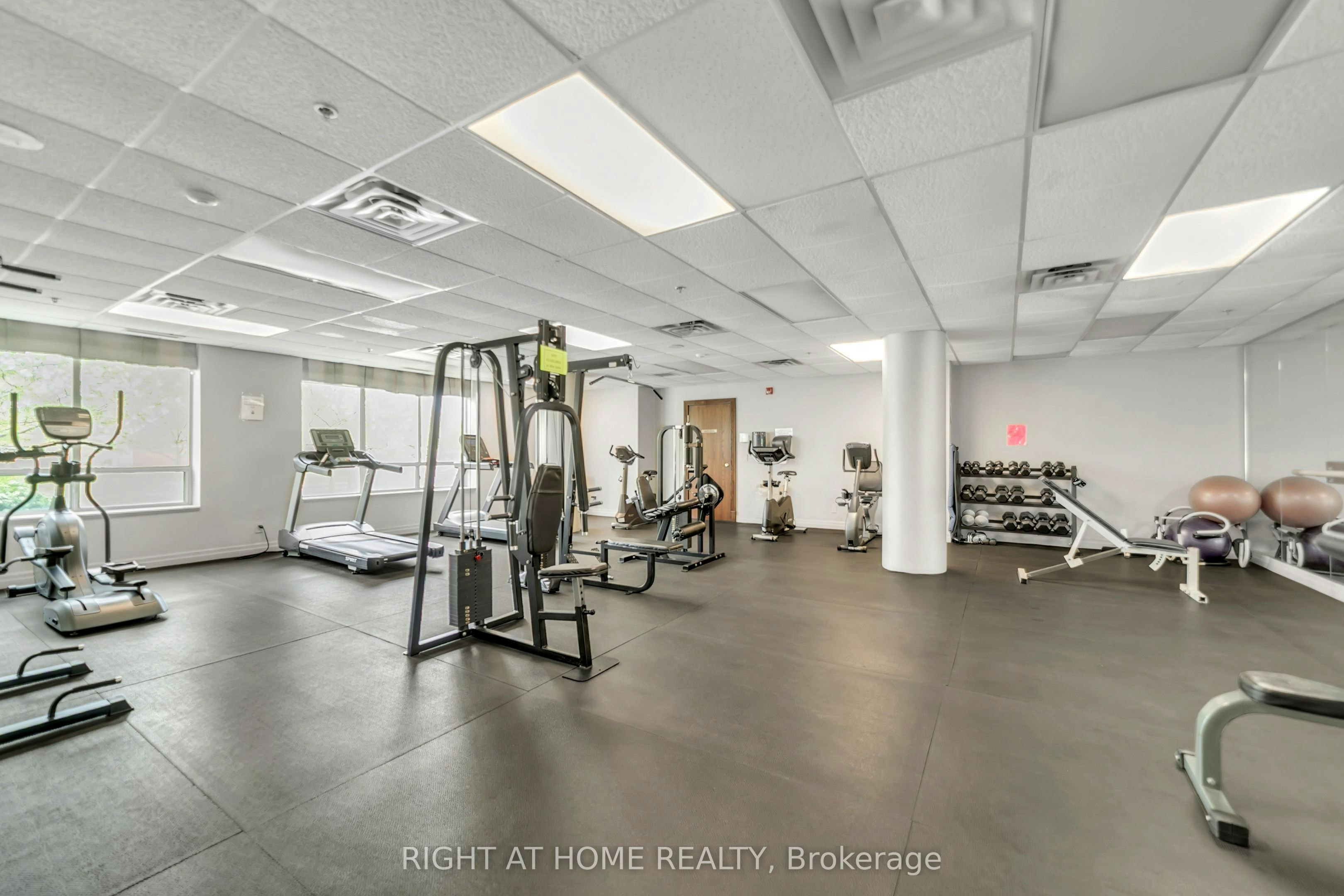 1202-11 Oneida Crescent, Richmond Hill, ON, L4B 0A1 - 26