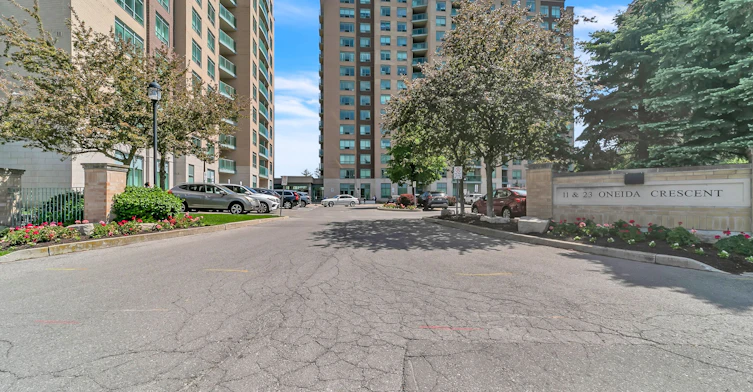 1202-11 Oneida Crescent, Richmond Hill, ON, L4B 0A1 - 4