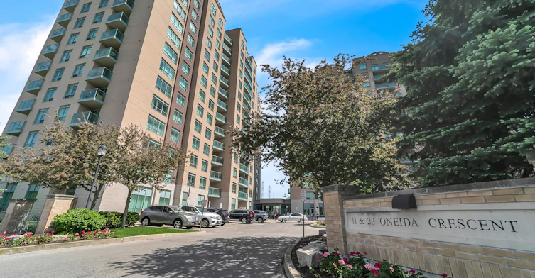 1202-11 Oneida Crescent, Richmond Hill, ON, L4B 0A1 - 3