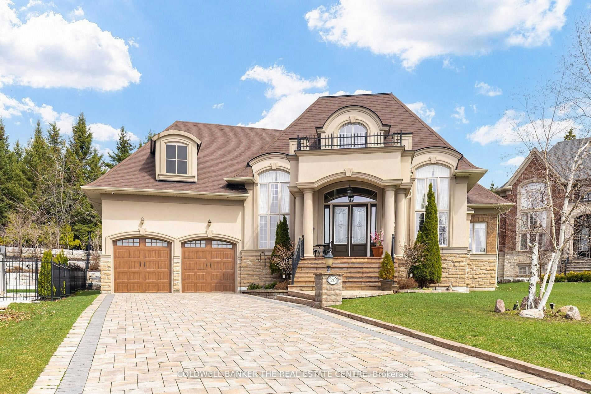 20 Aubrietia Court, Richmond Hill, ON, L4E 2R3