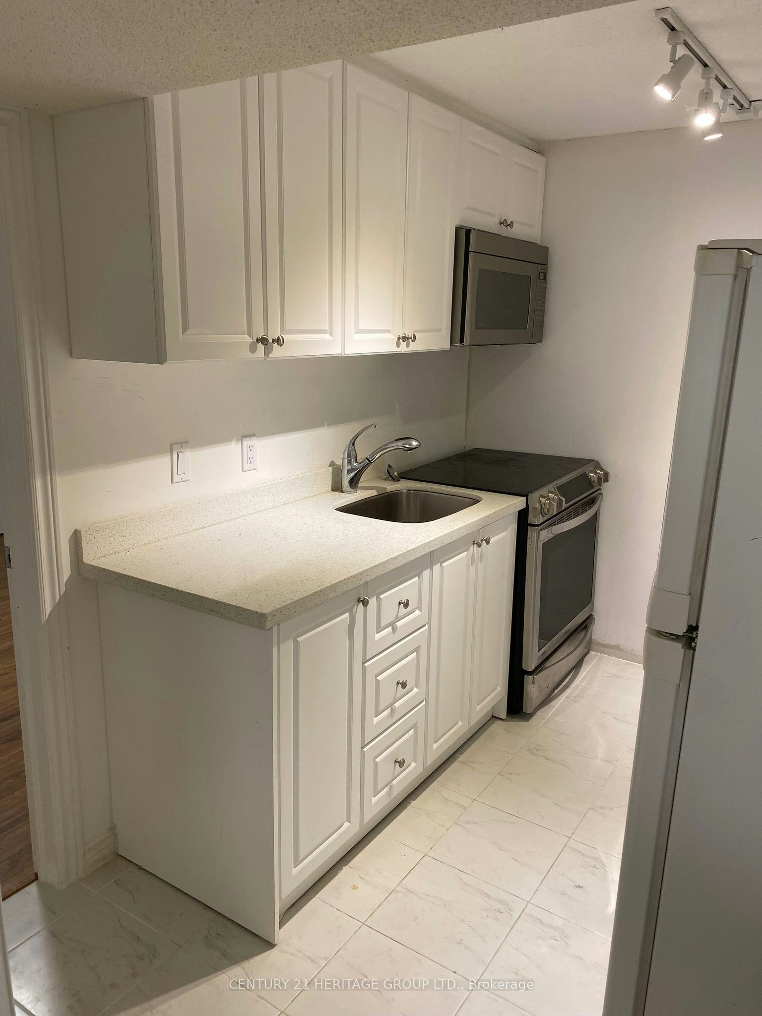 BSMT-24 Charnwood Place, Markham, ON, L3T 5H3 - 5