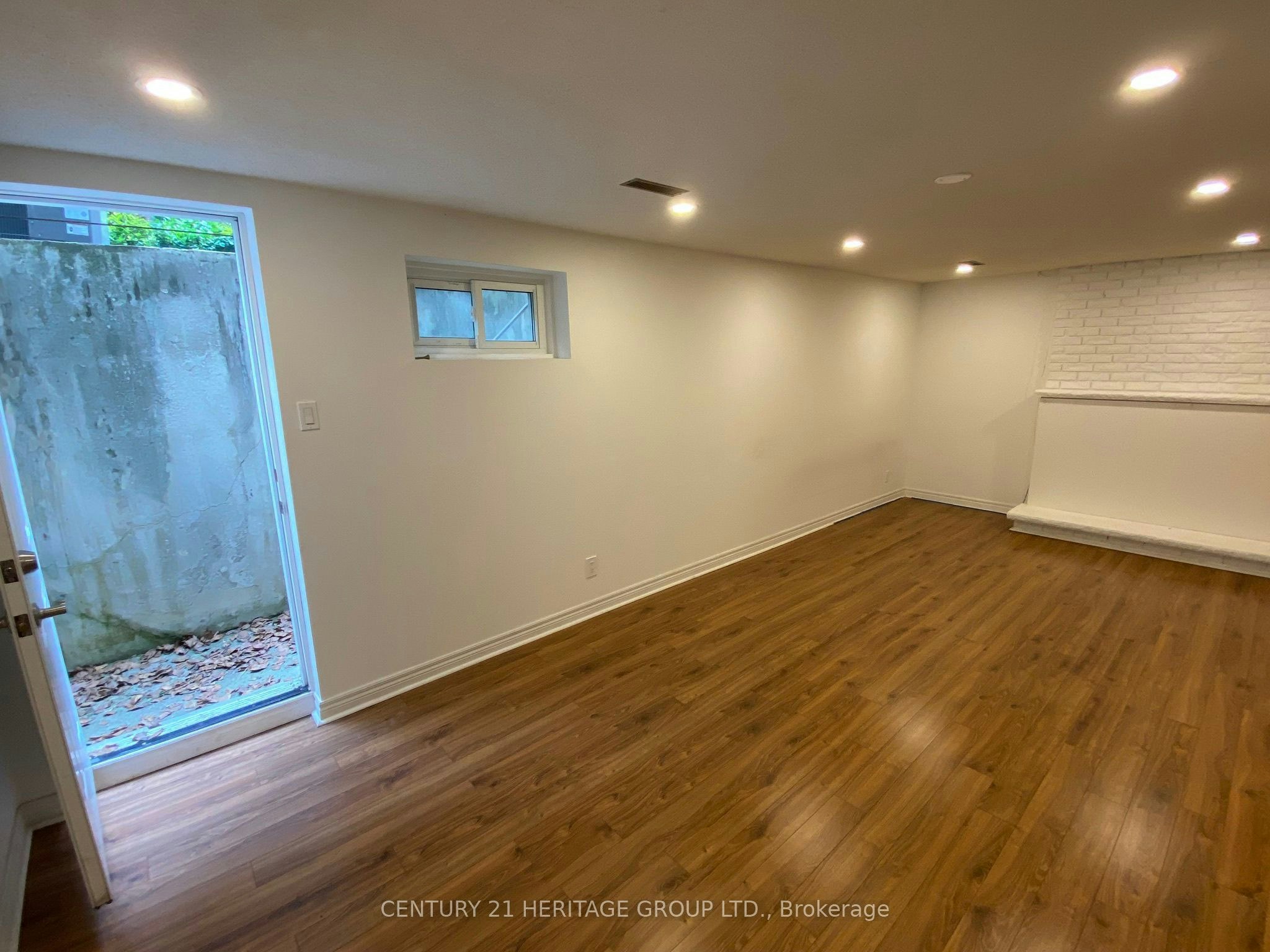 BSMT-24 Charnwood Place, Markham, ON, L3T 5H3 - 2