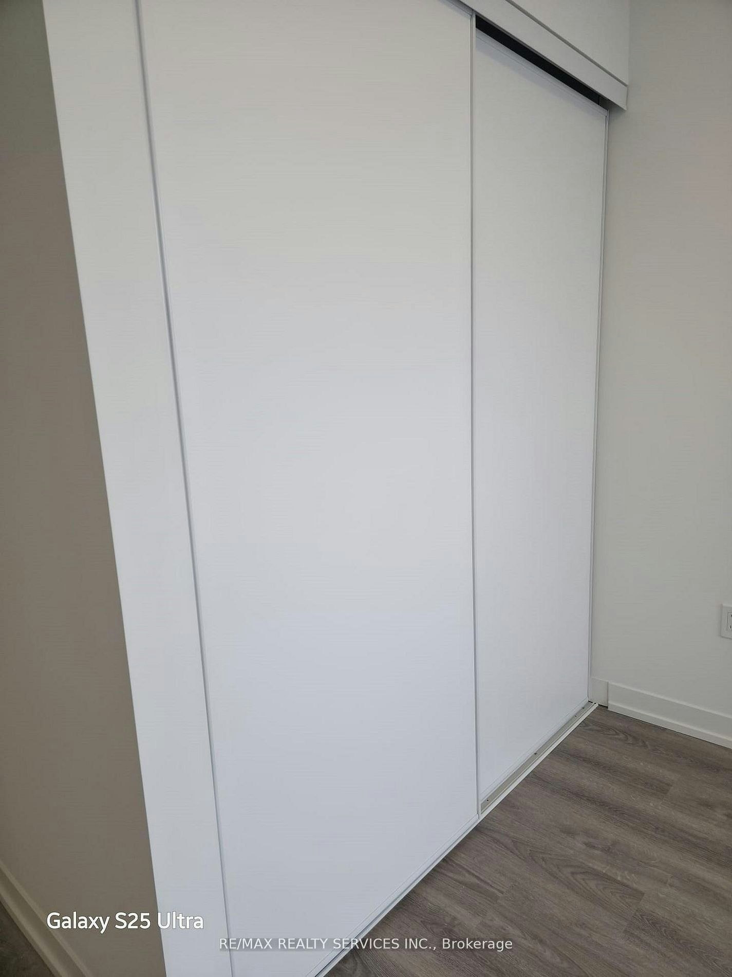 1708-8 Interchange Way, Vaughan, ON, L4K 5Z7 - 11