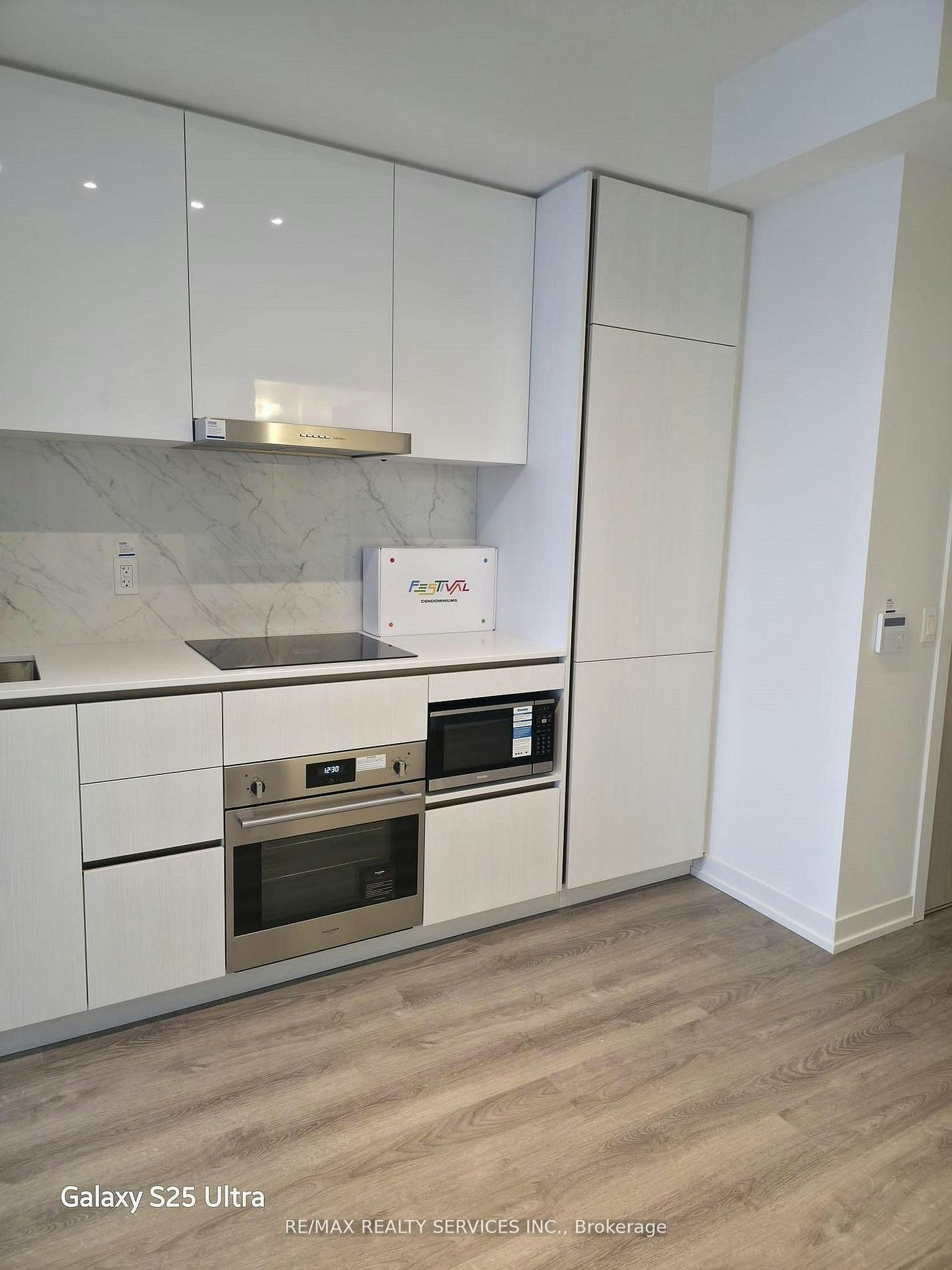 1708-8 Interchange Way, Vaughan, ON, L4K 5Z7 - 7