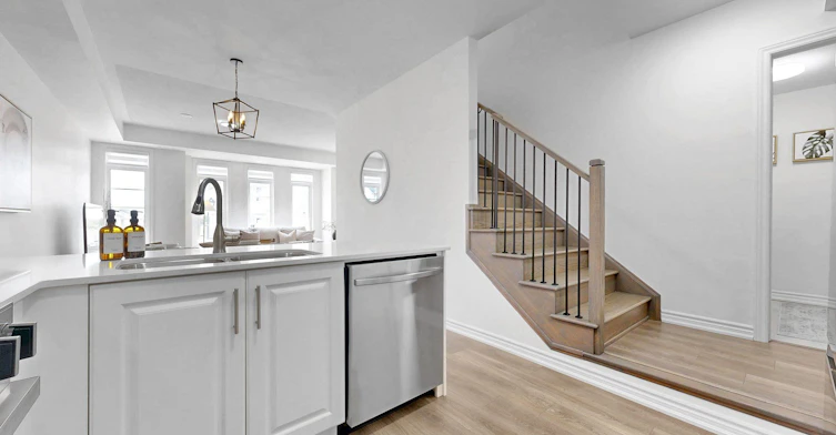 32 Mel Irving Drive, Bradford West Gwillimbury, ON, L3Z 4P1 - 21