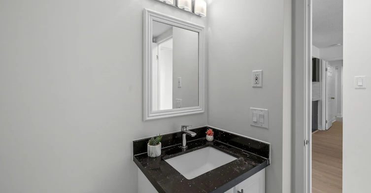 202-175 Cedar Avenue, Richmond Hill, ON, L4C 9V3 - 27