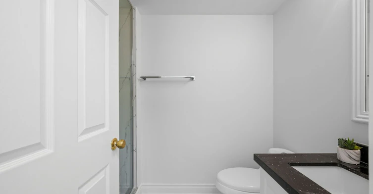 202-175 Cedar Avenue, Richmond Hill, ON, L4C 9V3 - 17