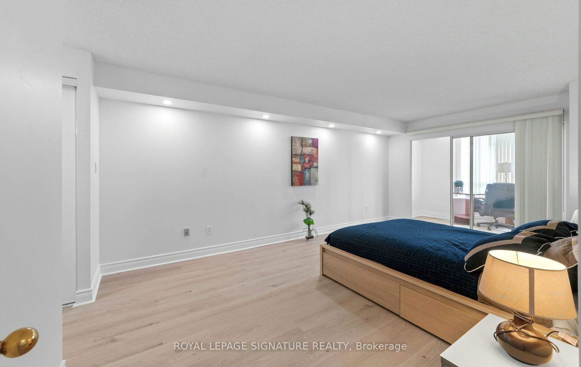 202-175 Cedar Avenue, Richmond Hill, ON, L4C 9V3 - 18