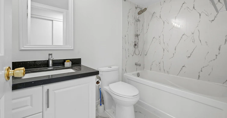 202-175 Cedar Avenue, Richmond Hill, ON, L4C 9V3 - 24