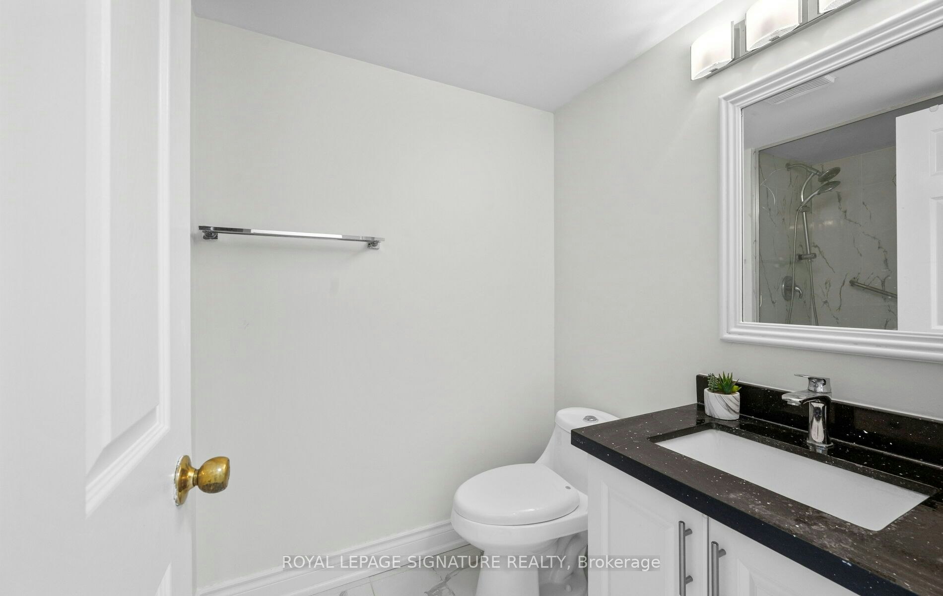 202-175 Cedar Avenue, Richmond Hill, ON, L4C 9V3 - 16