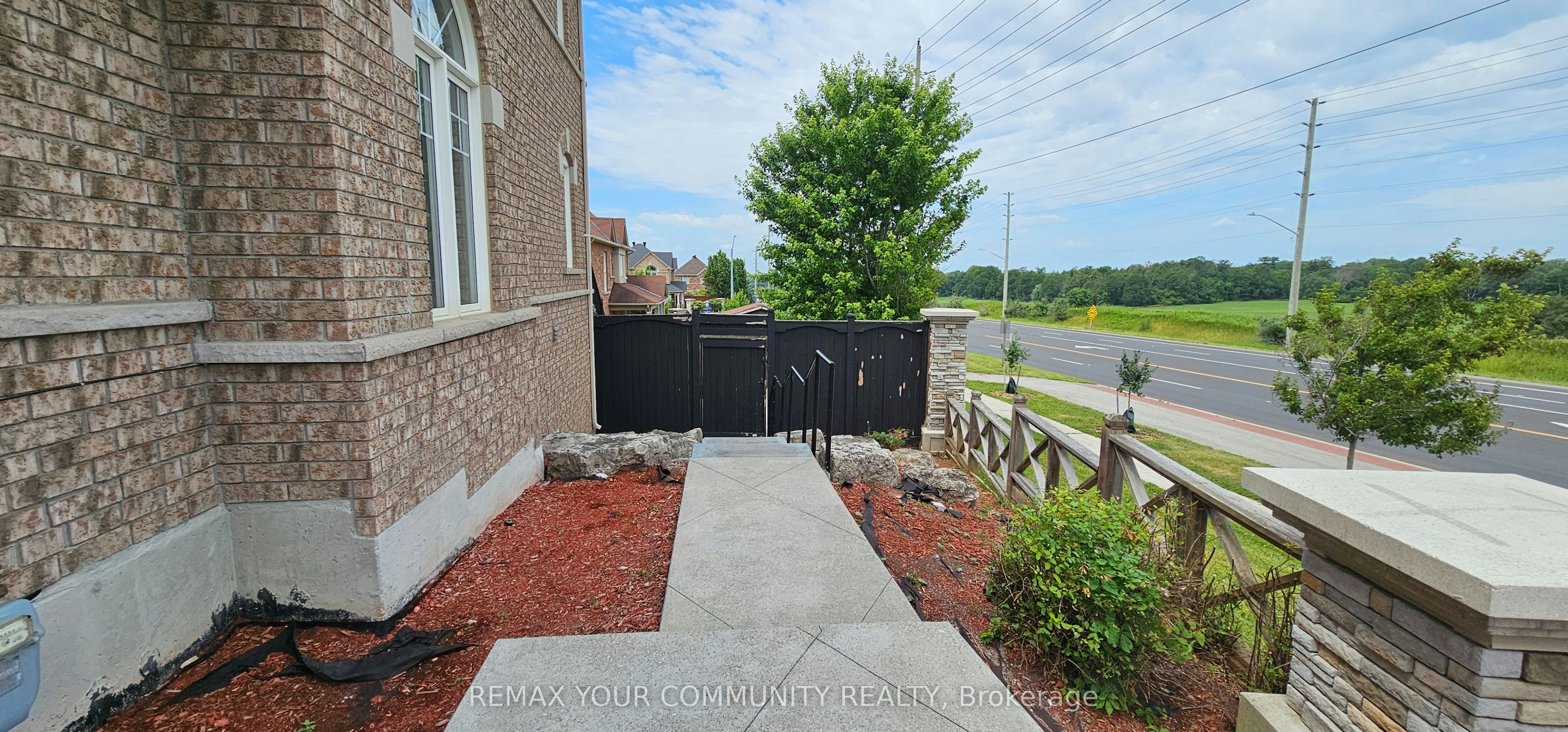 46 Courtland Crescent, East Gwillimbury, ON, L9N 0A9 - 18