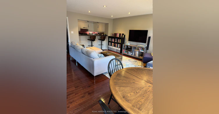 Upper #1-2728 Bur Oak Avenue, Markham, ON, L6B 1K5 - 2