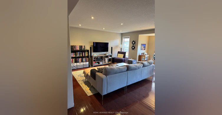 Upper #1-2728 Bur Oak Avenue, Markham, ON, L6B 1K5