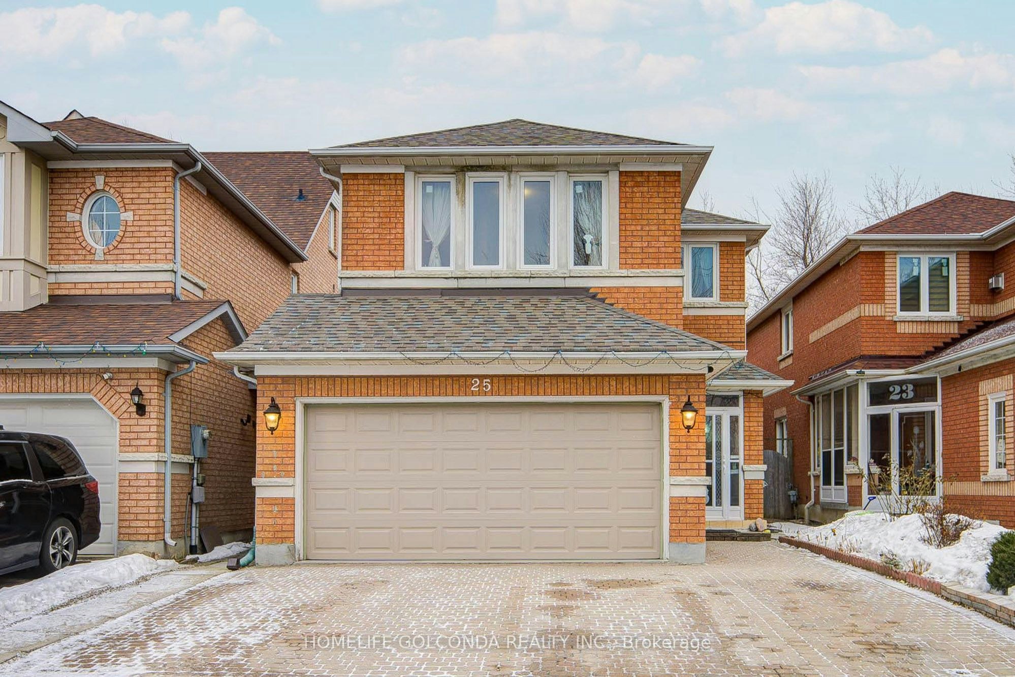 25 Eastpine Drive, Markham, ON, L3R 4Z2