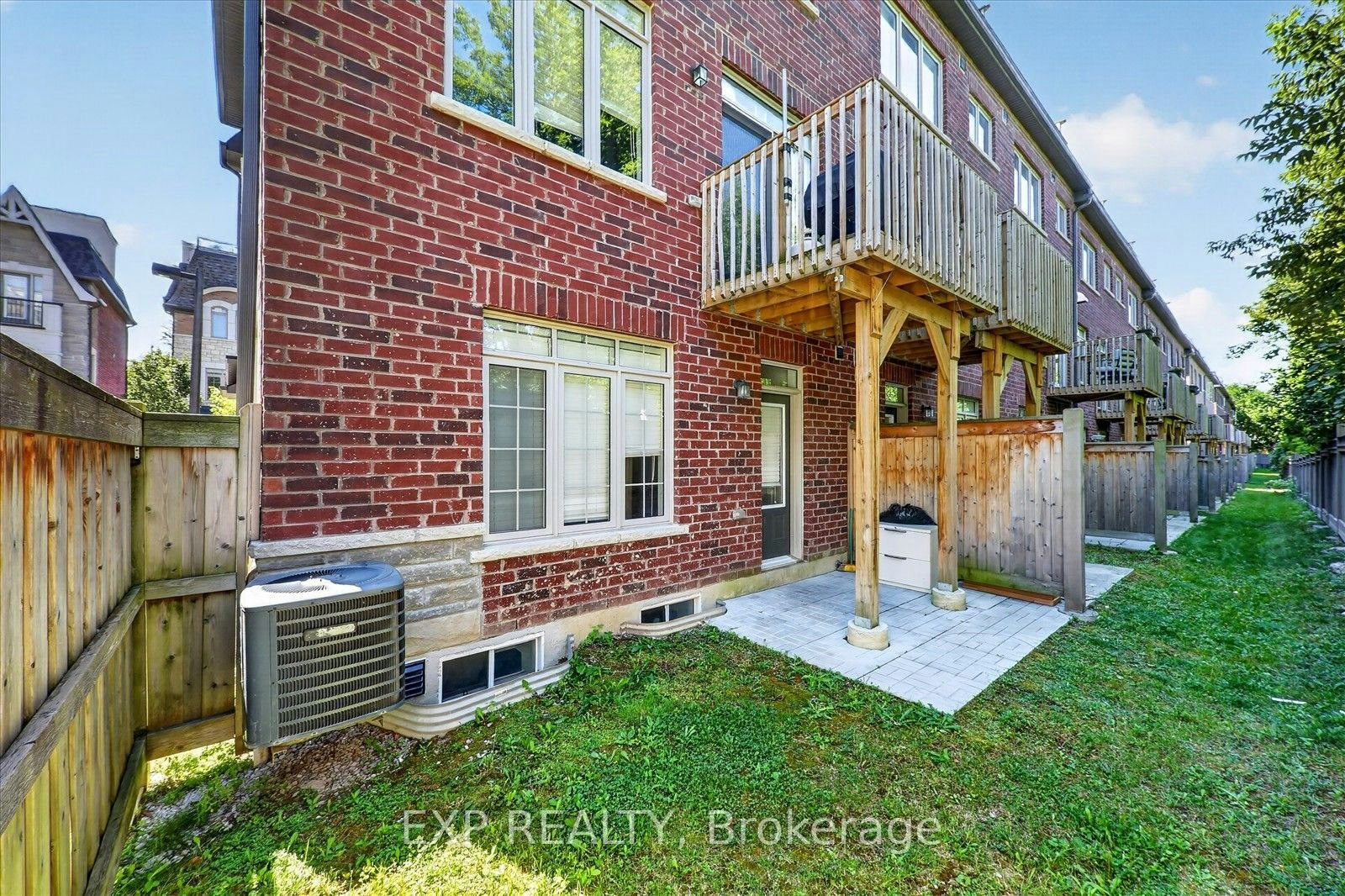 18 Ingleside Street, Vaughan, ON, L4L 0H9 - 4