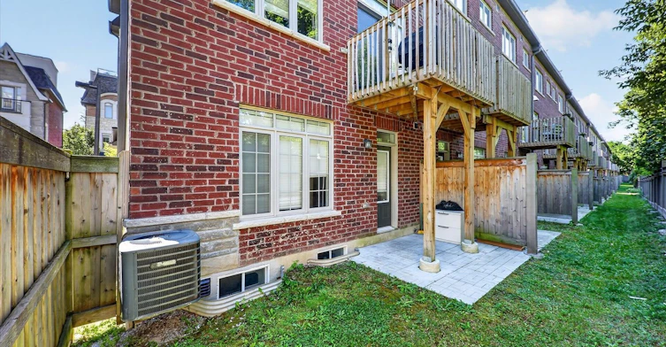18 Ingleside Street, Vaughan, ON, L4L 0H9 - 4