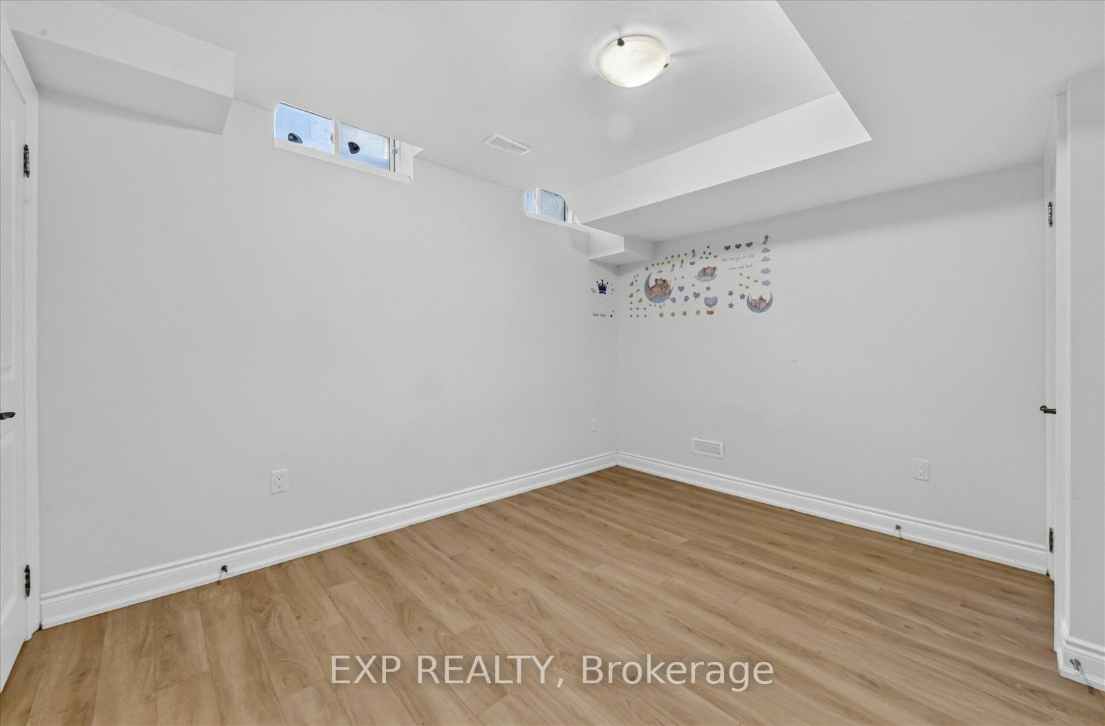 18 Ingleside Street, Vaughan, ON, L4L 0H9 - 24