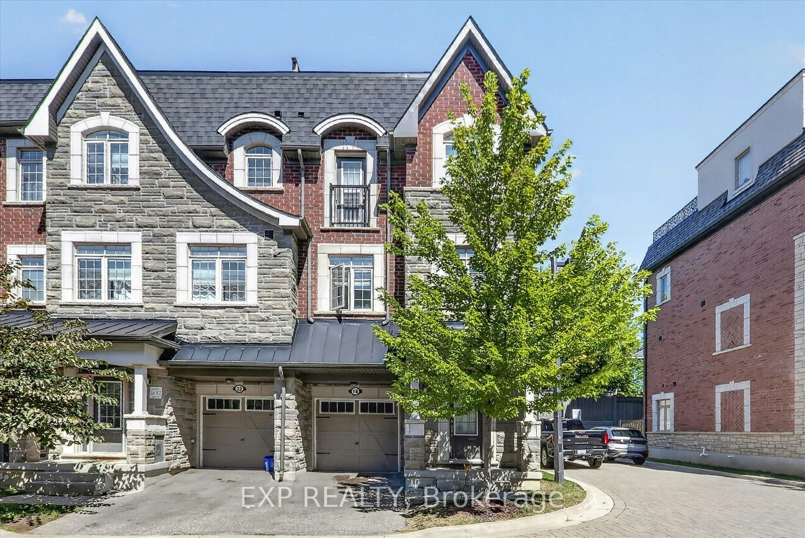 18 Ingleside Street, Vaughan, ON, L4L 0H9