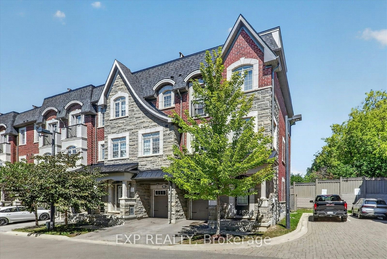 18 Ingleside Street, Vaughan, ON, L4L 0H9 - 3