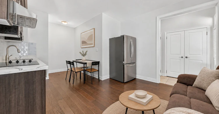 18 Ingleside Street, Vaughan, ON, L4L 0H9 - 18