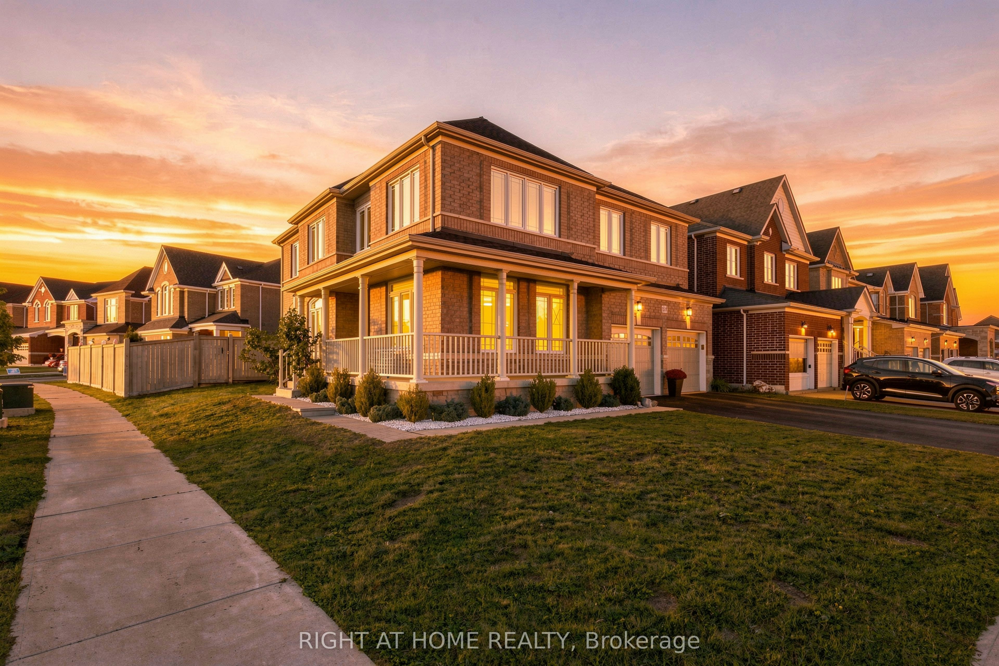 218 Blue Dasher Boulevard, Bradford West Gwillimbury, ON, L3Z 4J1