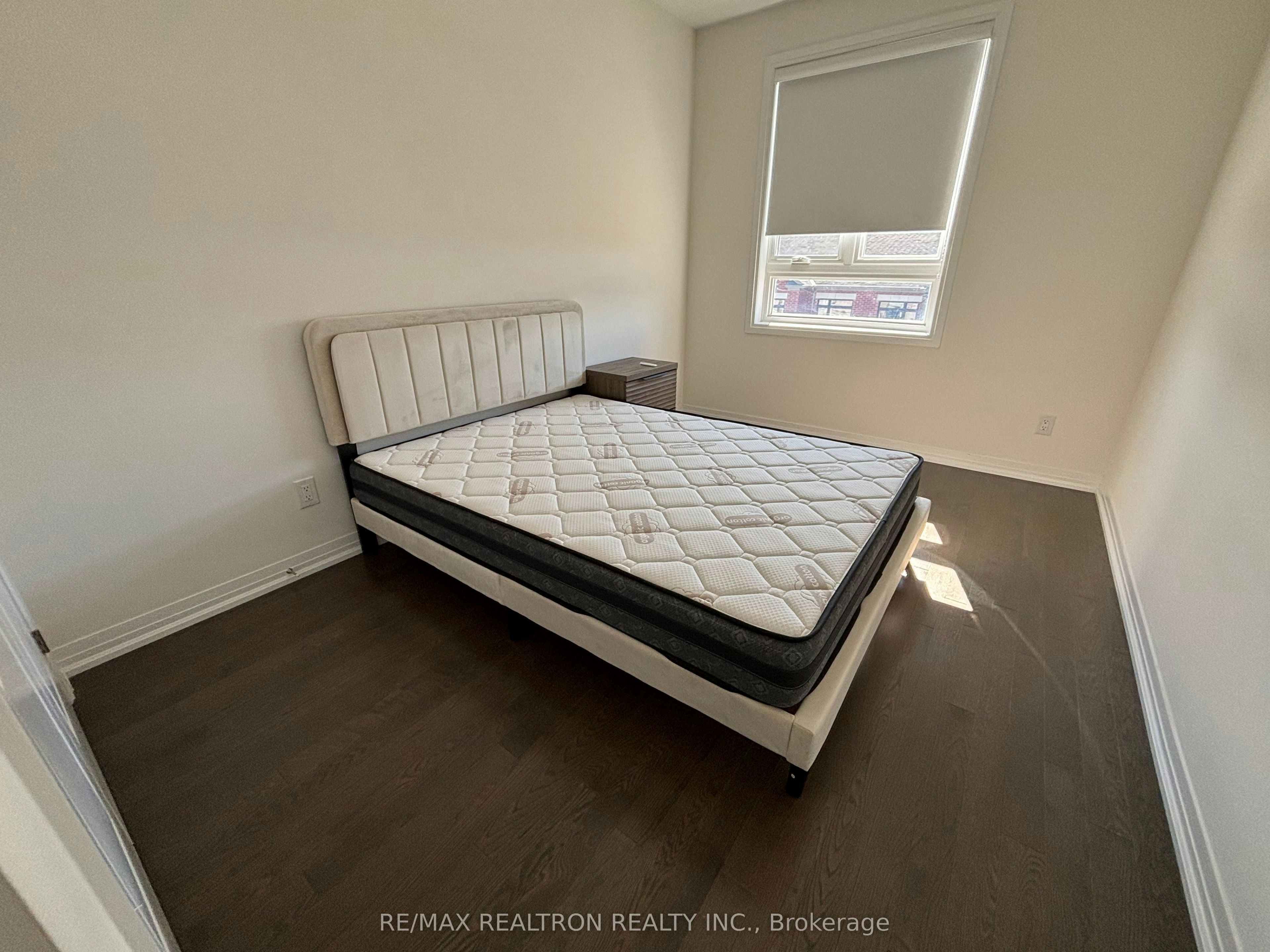 90 Robert Eaton Avenue, Markham, ON, L3S 0G2 - 7